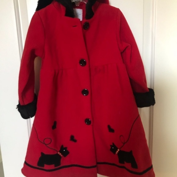 Size4 girls  red coat fleece with velvet terriors - Picture 1 of 4